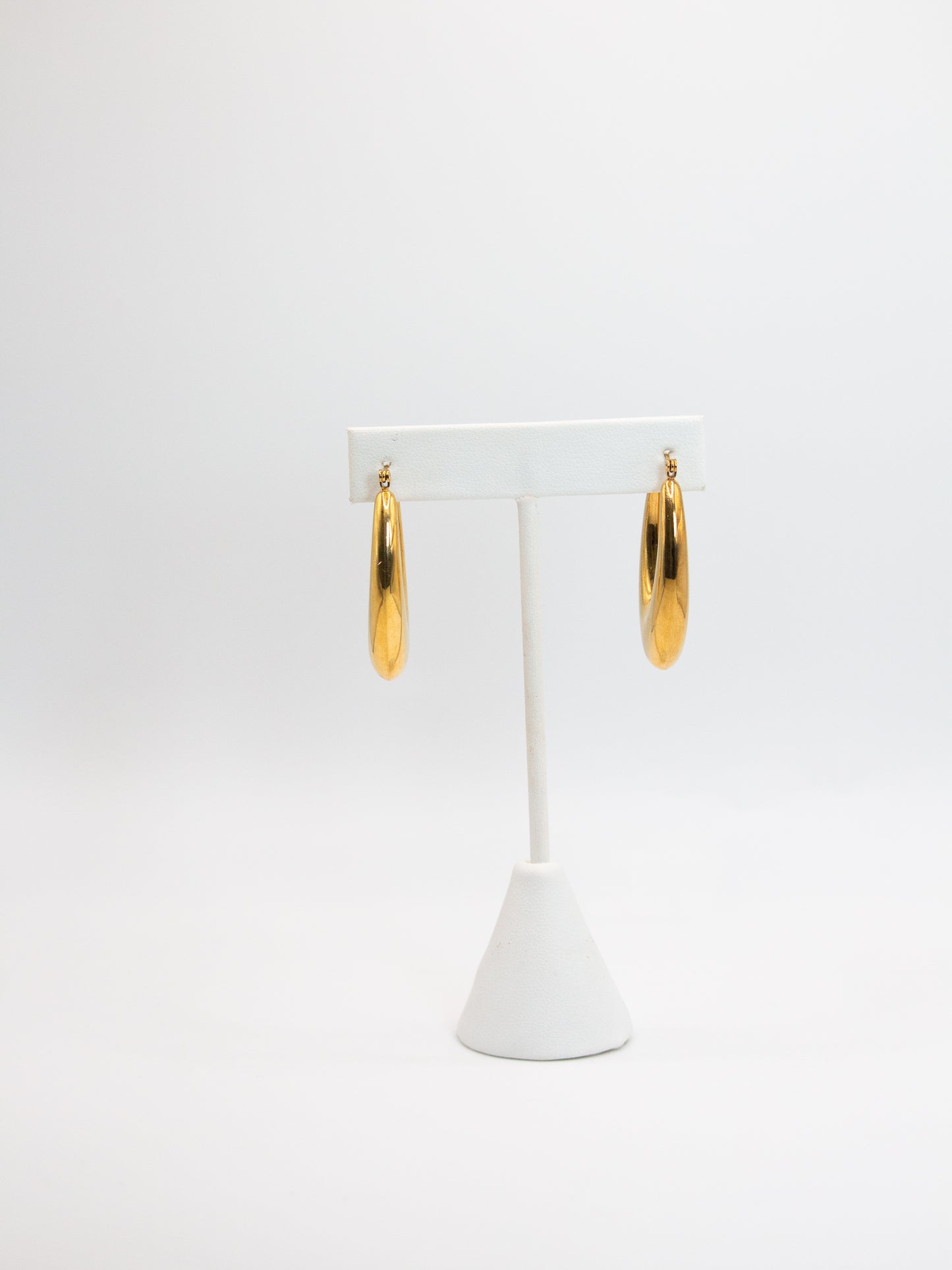 ARETES EN U