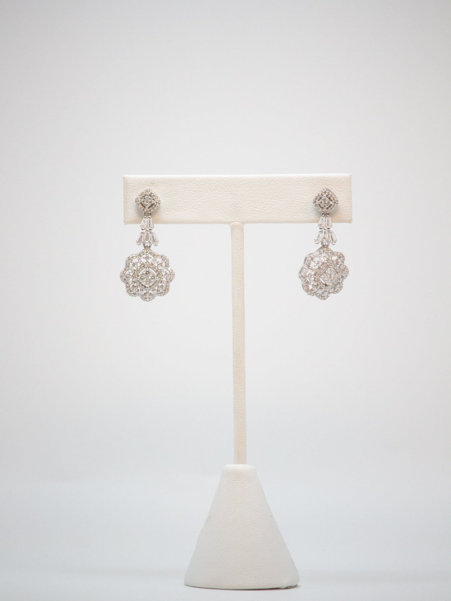 ARETES LOURDES
