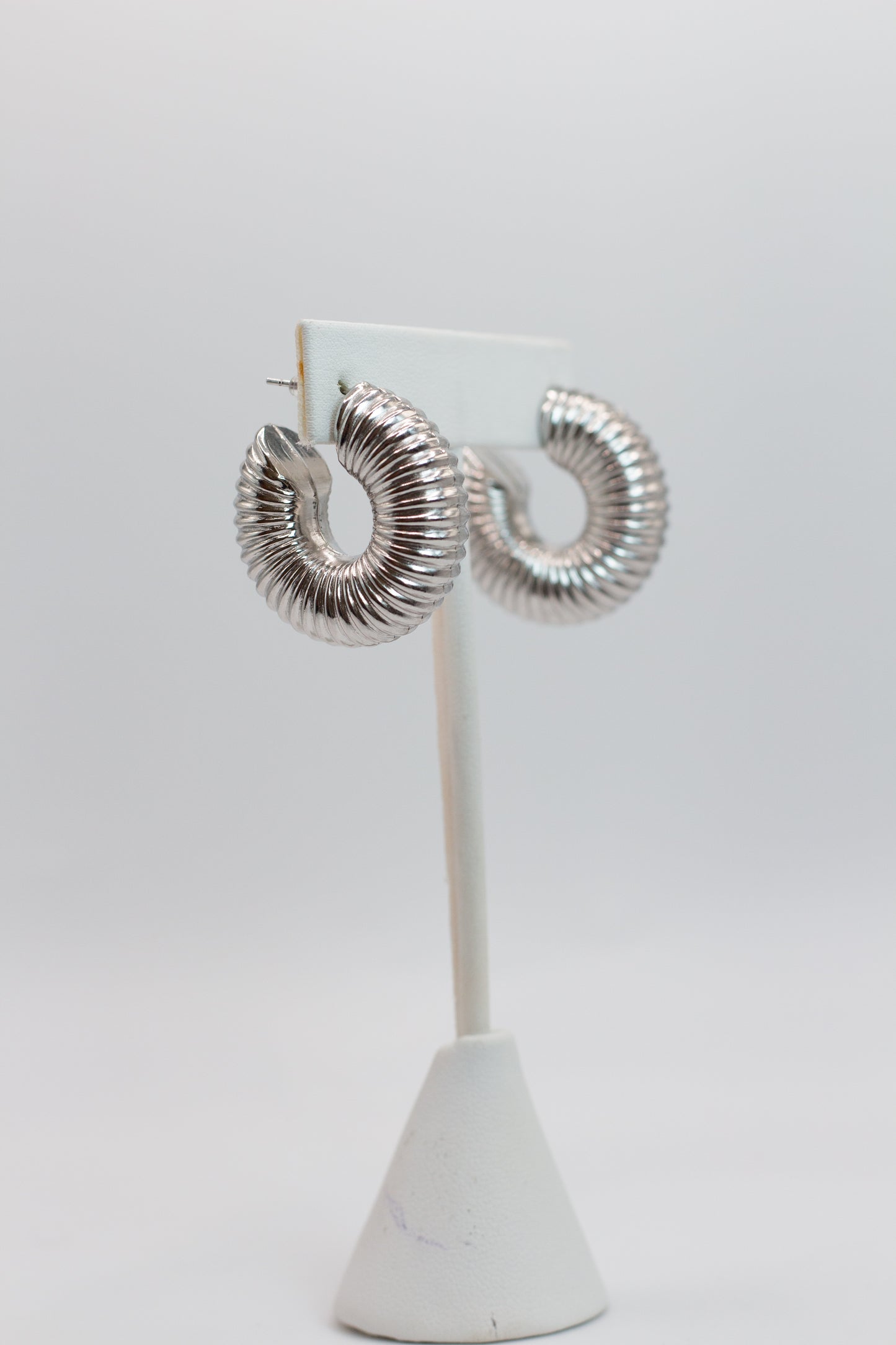 ARETES CHUNKY SILVER