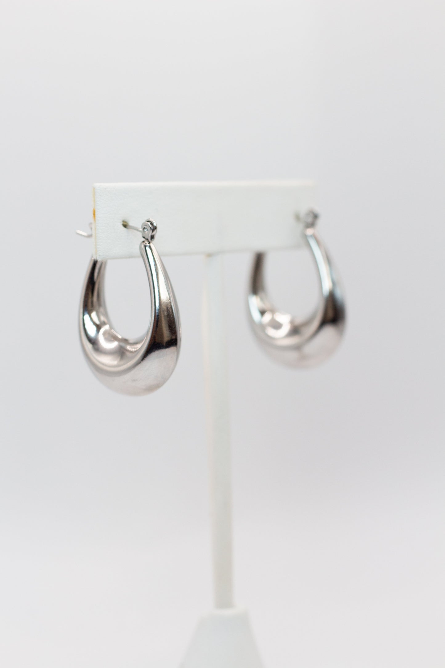 ARETES SILVER GOT