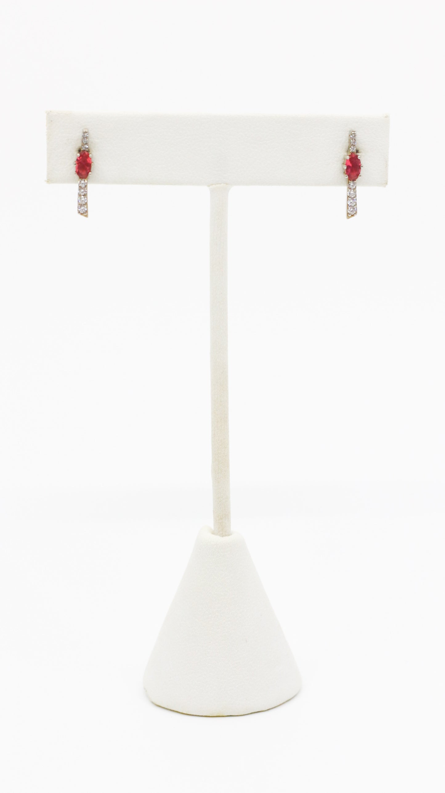 ARETES CON ZIR ROJA