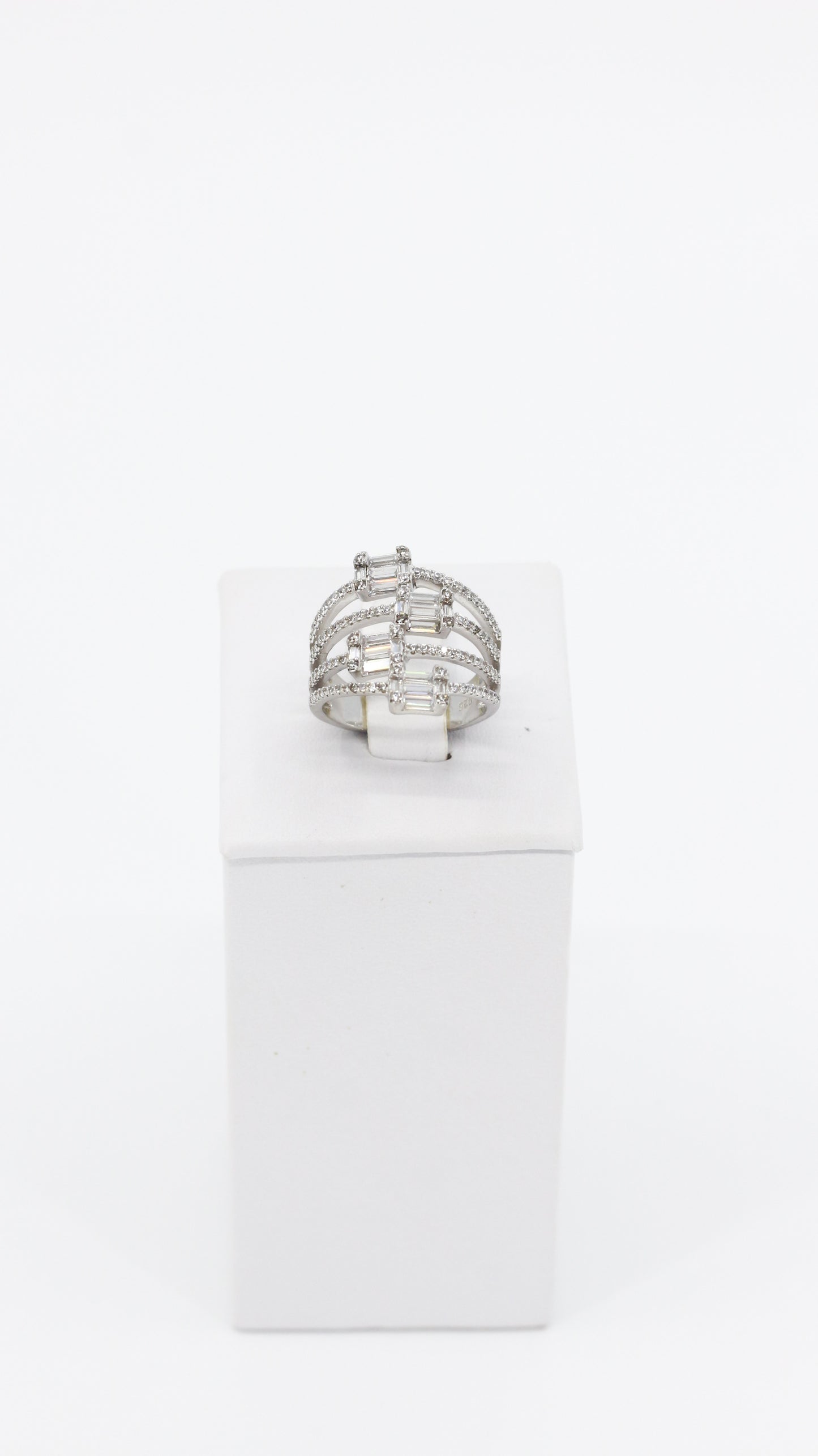 ANILLO 5 ZIR