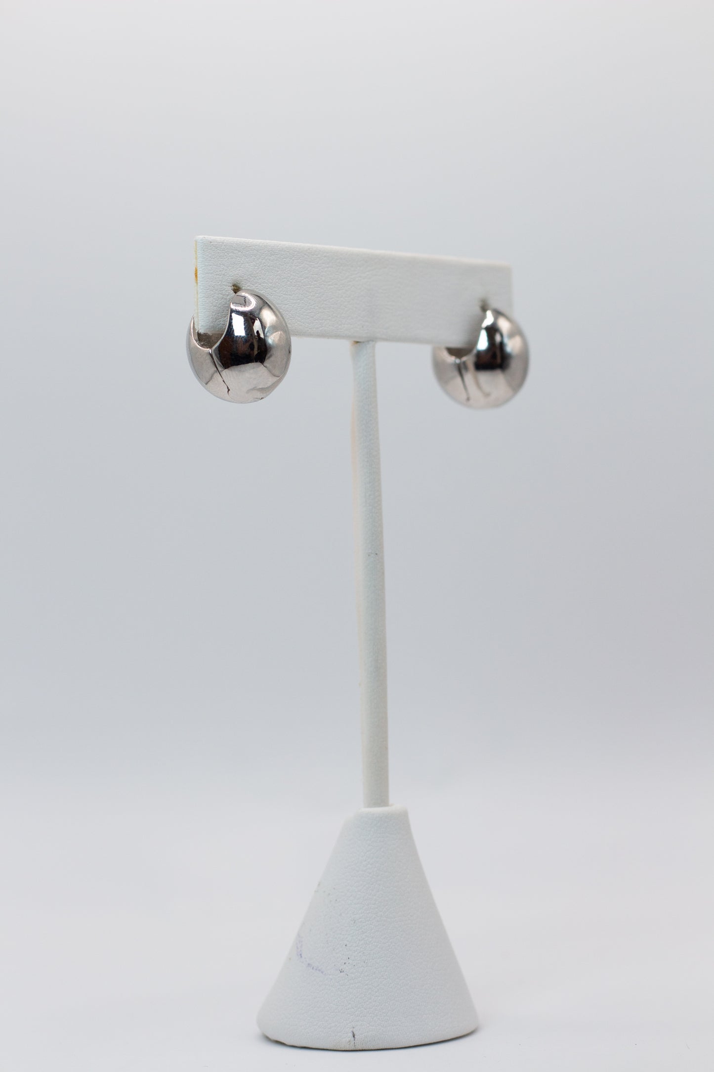 ARETES MINI HUGGIES