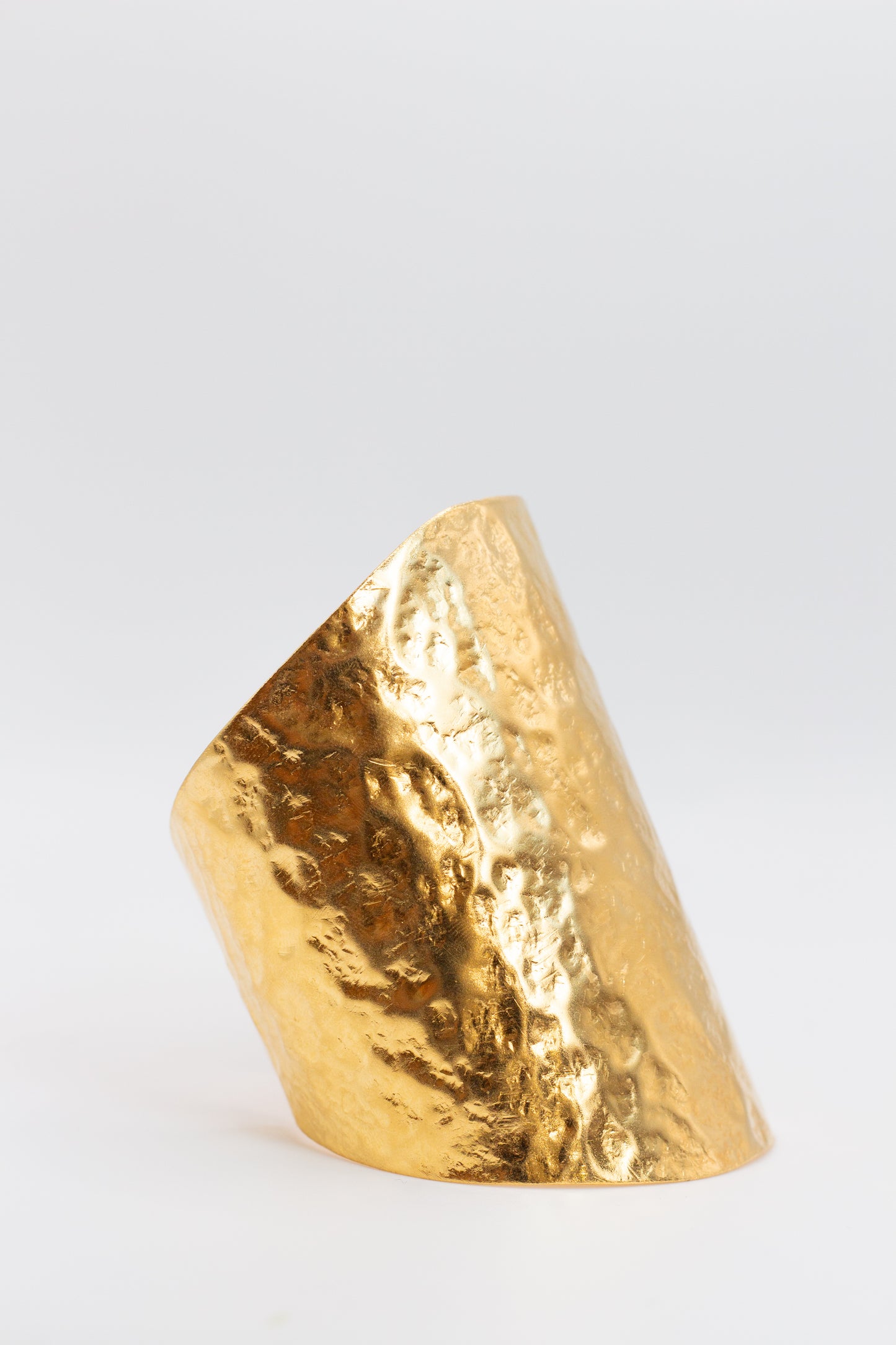 BRAZALETE CON TEXTURA