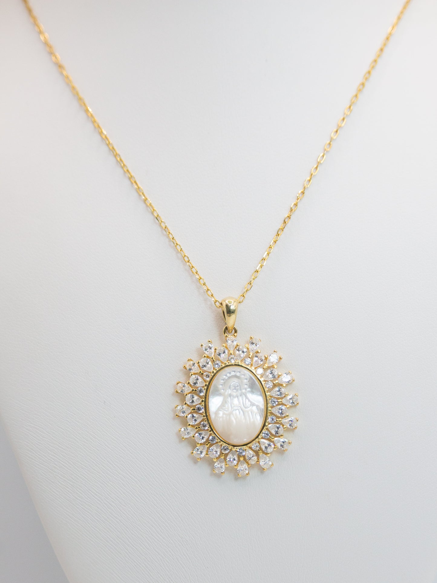 CADENA DE VIRGEN