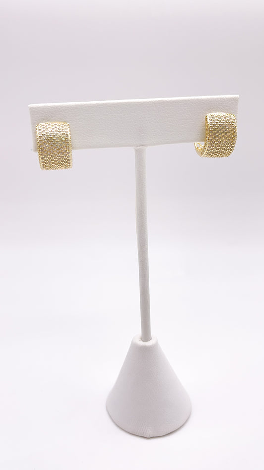 ARETES HUGGIES PAVE