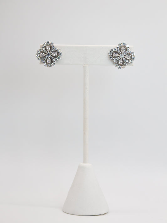 ARETES DE FLOR ZR