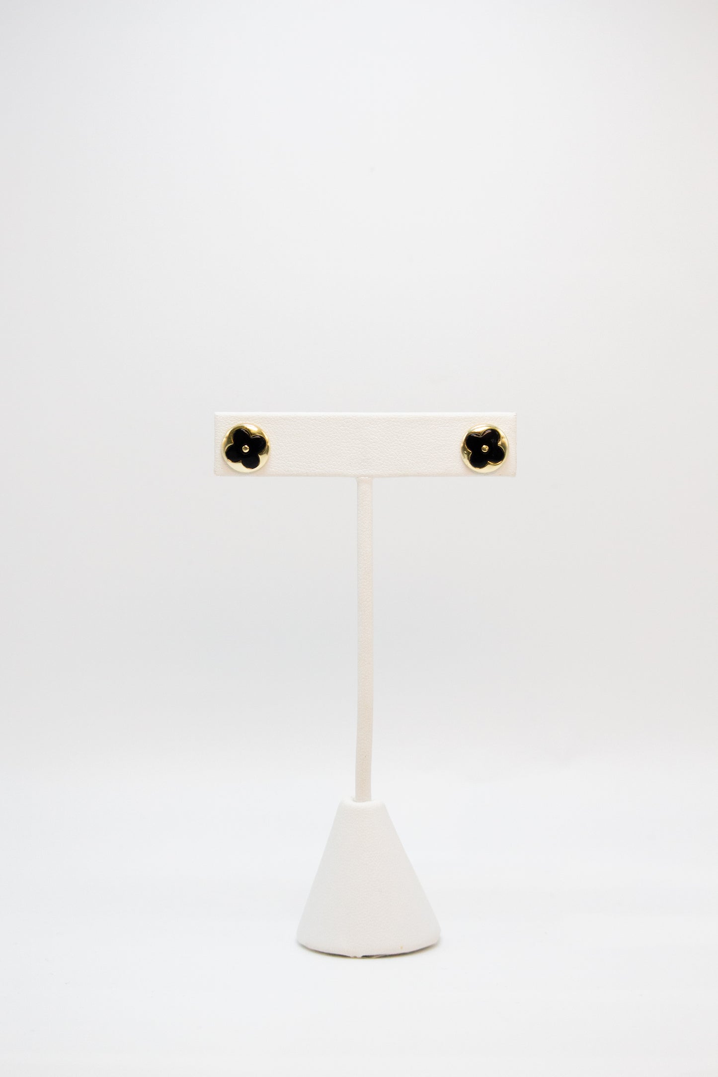 ARETES COVER BLACK