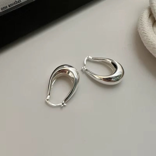 ARETES SILVER GOT
