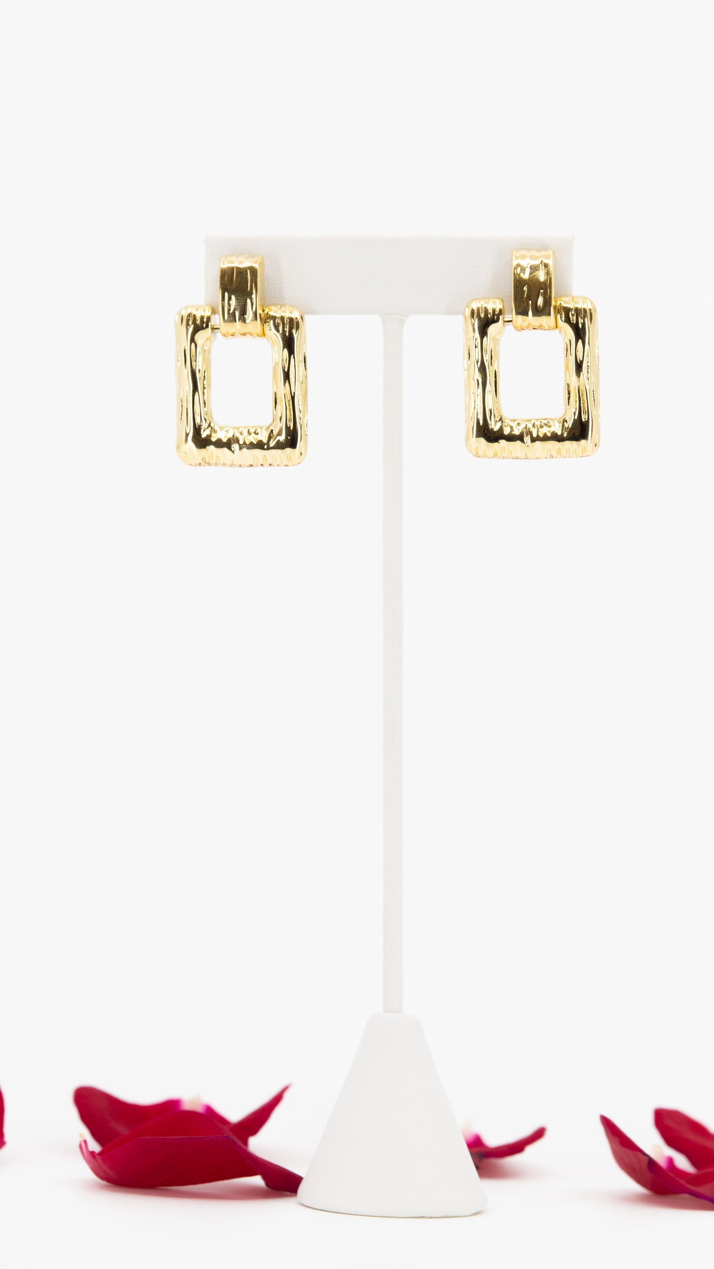 ARETES  SQUARE STUD